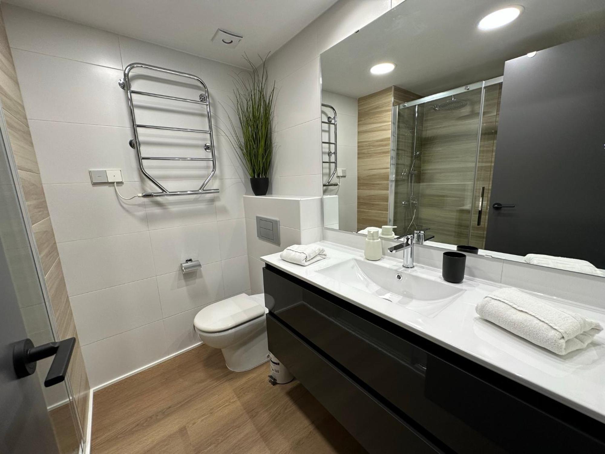 Luxury Frontal Al Mar Benalbeach Benalmádena Εξωτερικό φωτογραφία