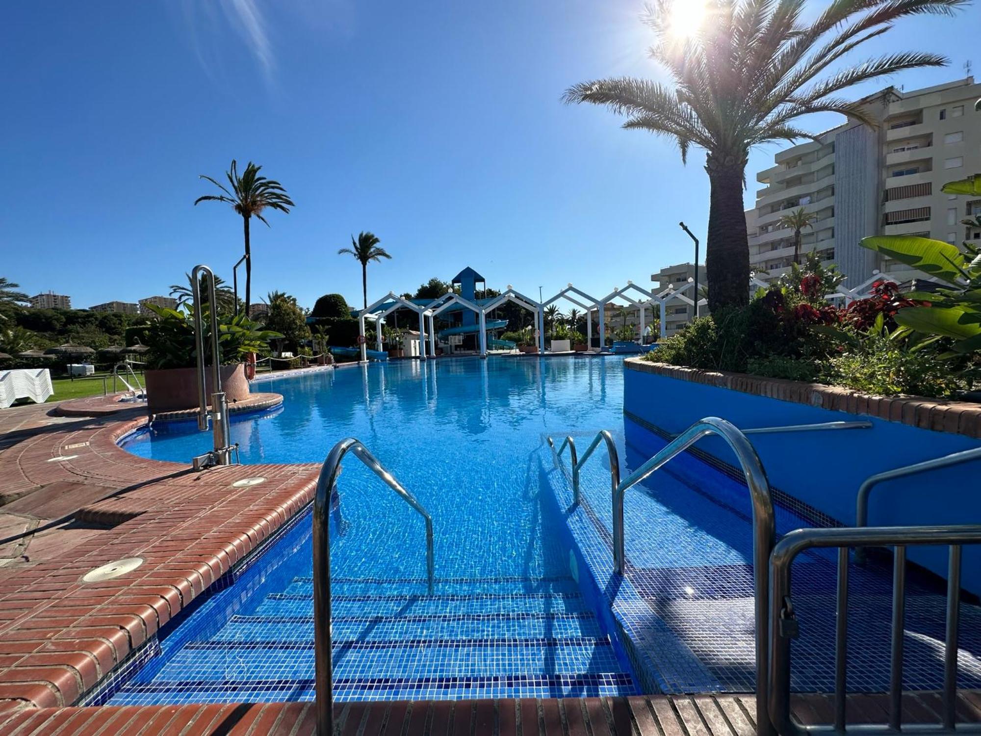 Luxury Frontal Al Mar Benalbeach Benalmádena Εξωτερικό φωτογραφία