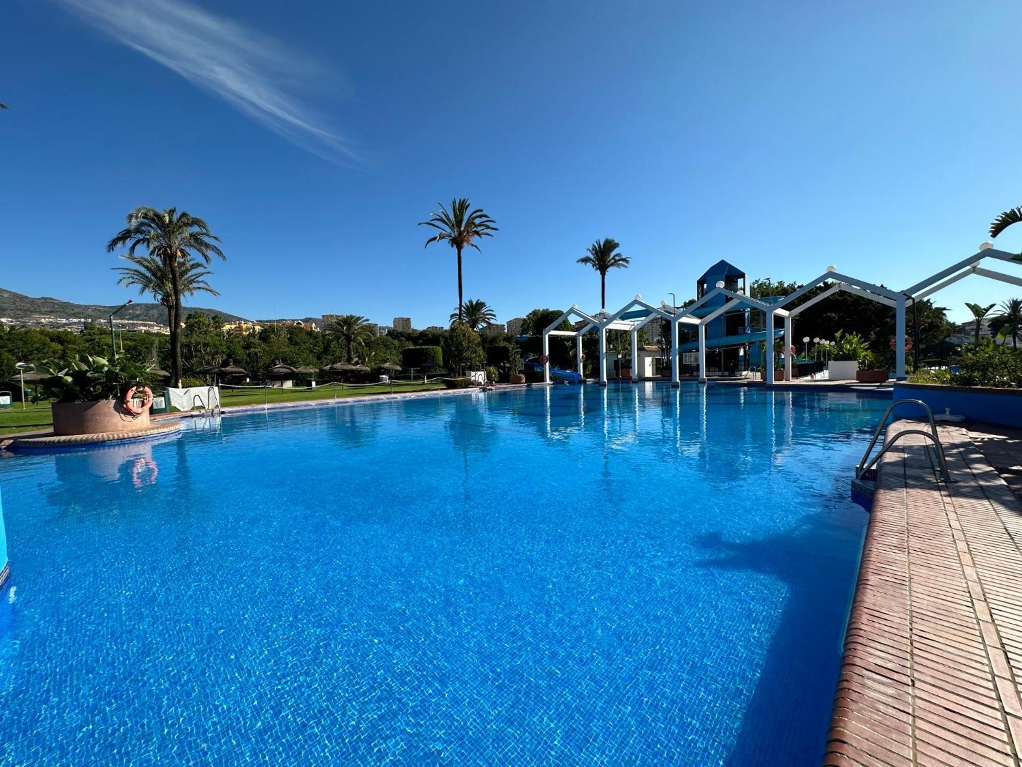 Luxury Frontal Al Mar Benalbeach Benalmádena Εξωτερικό φωτογραφία